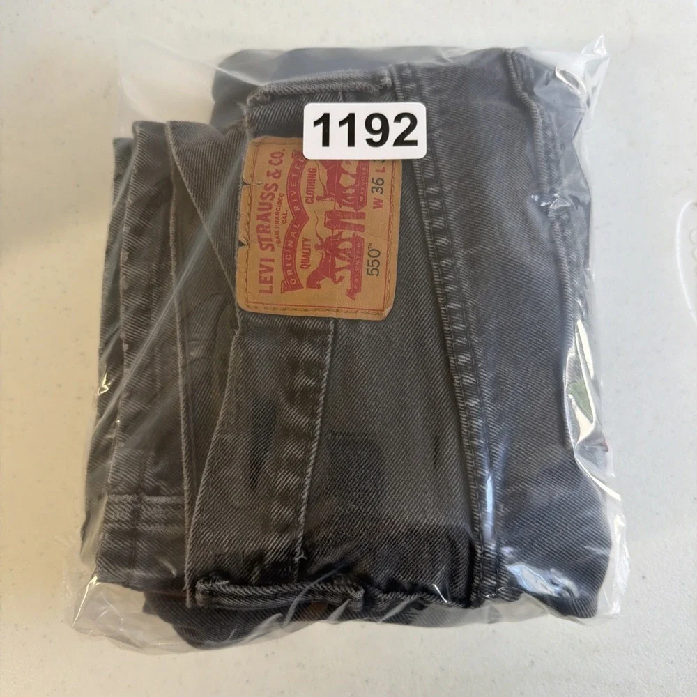 Levi Black Jeans 550 36 X 36